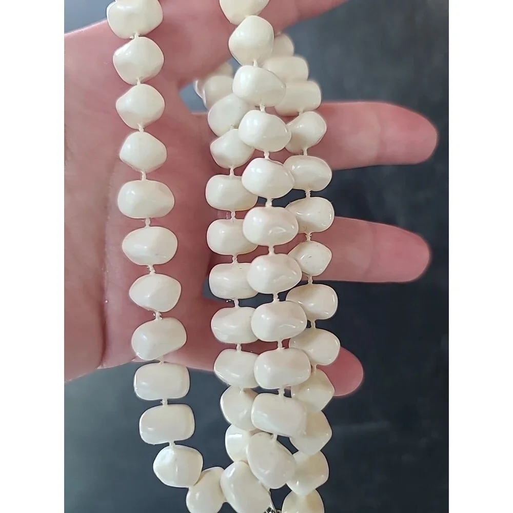 White Enamel Beaded Necklace, Vintage Costume Jewelry, READ DESCRIPTION